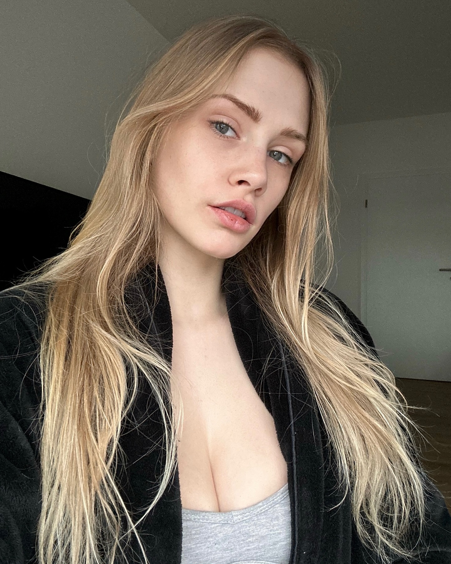 juliaa.exclusive