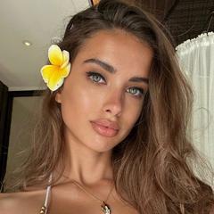 @lizakovalenkoo