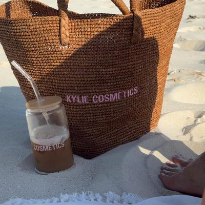 @kyliejenner