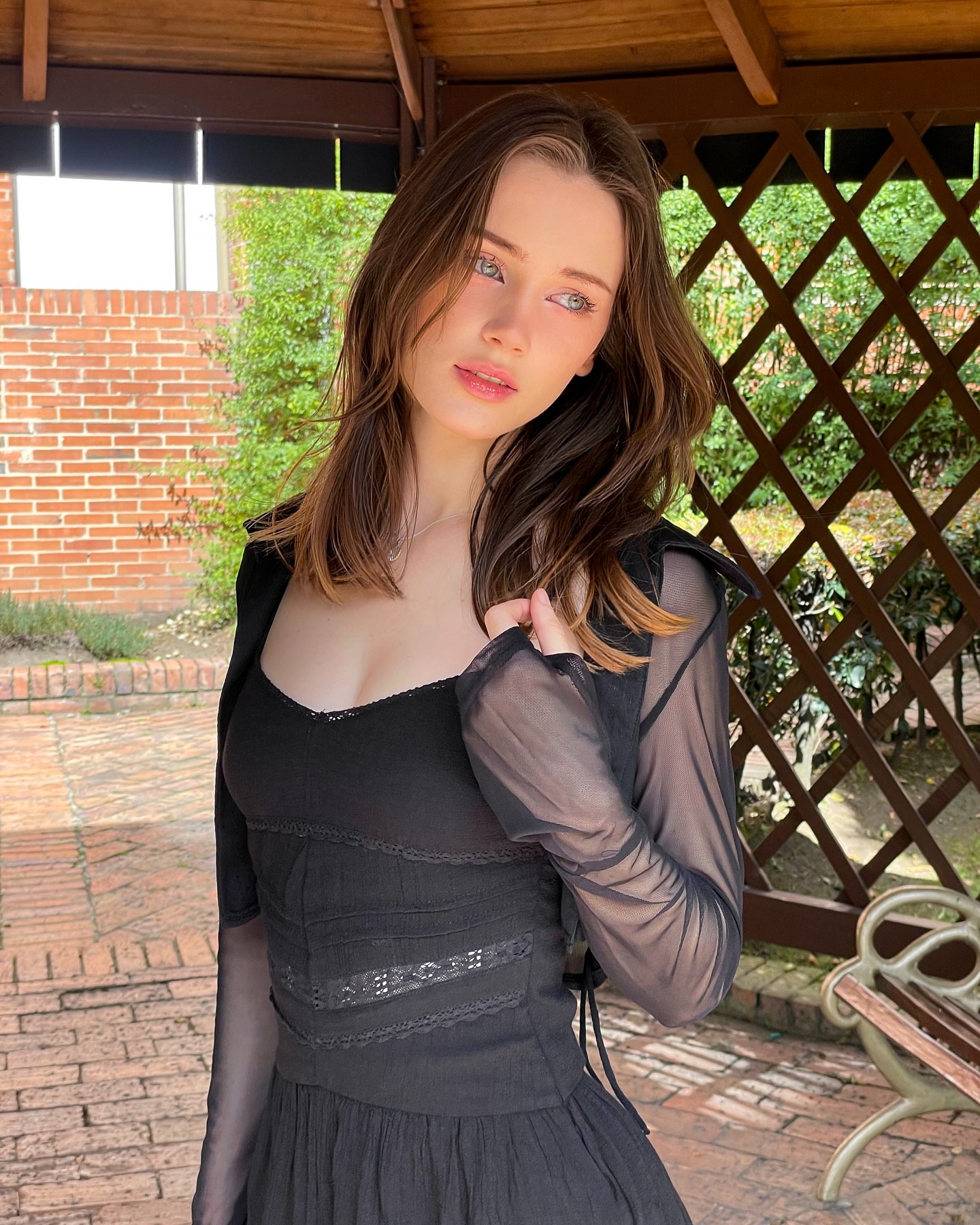 mary_amber._